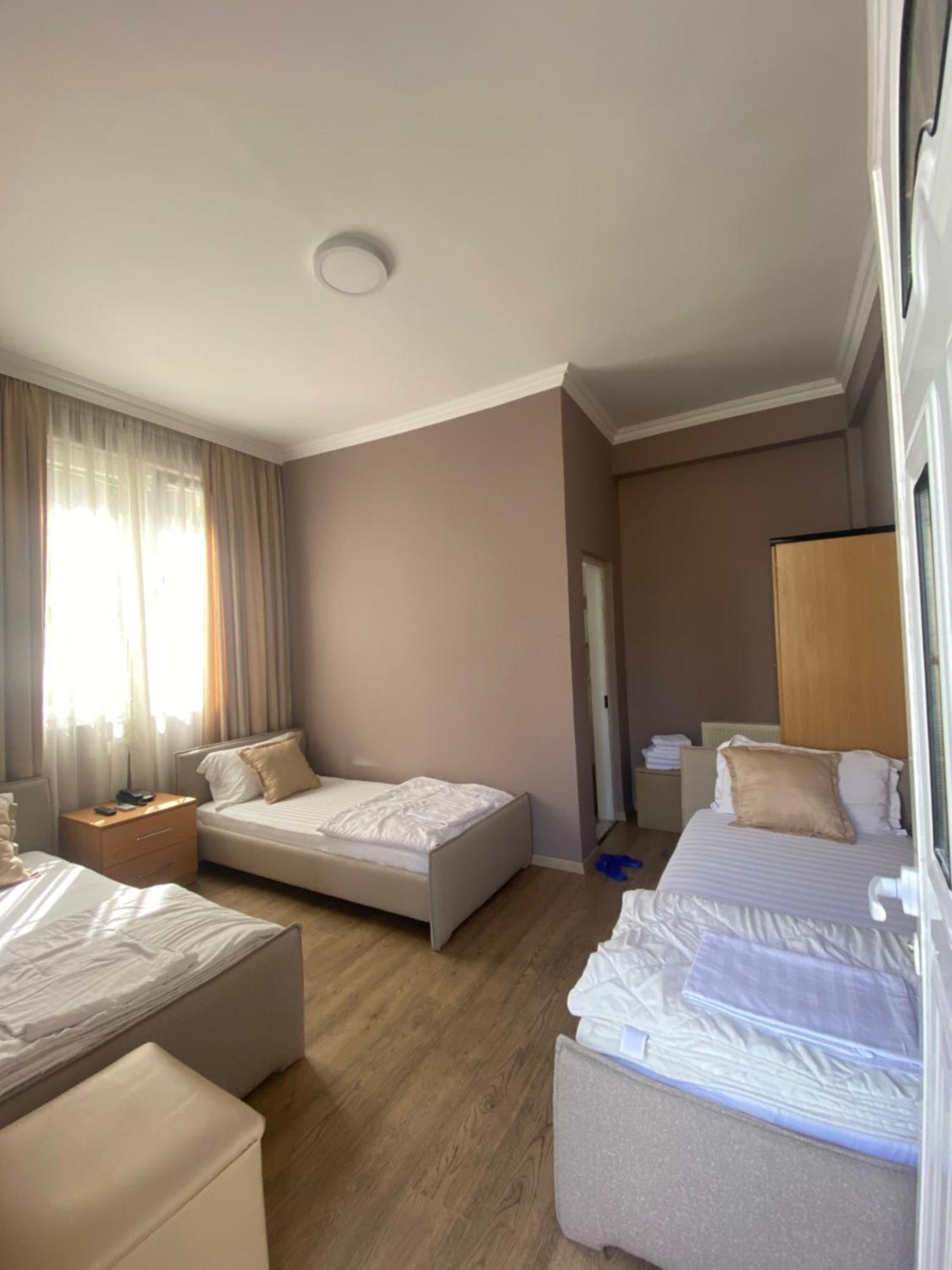 Hotel Akropoli Tirana Extérieur photo